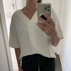 Uniqlo White Top
